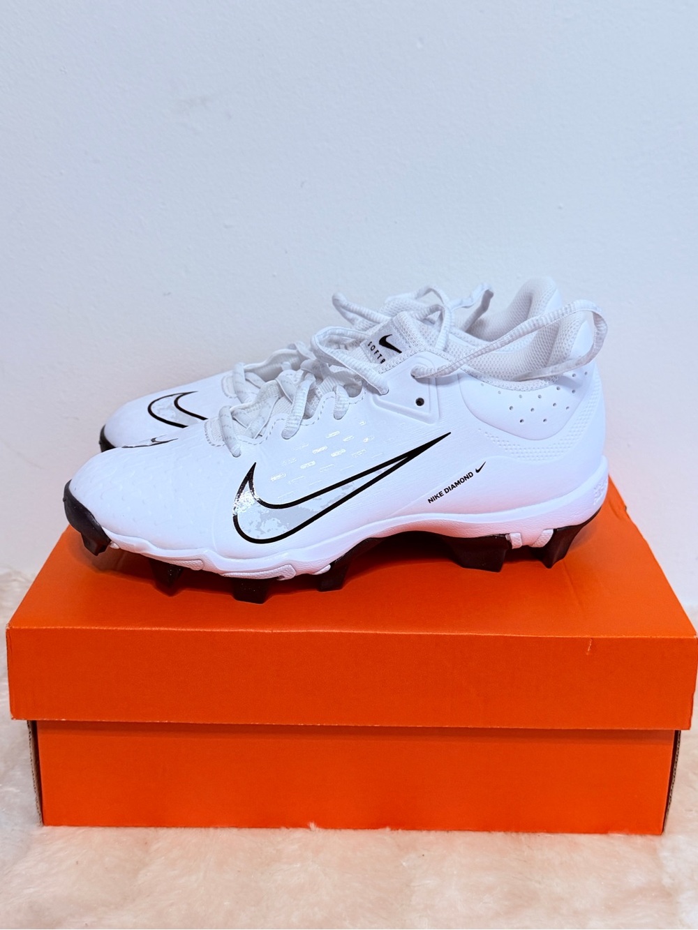 Nike Women's Hyperdiamond 4 Keystone Softball Cleats size 6 NEW